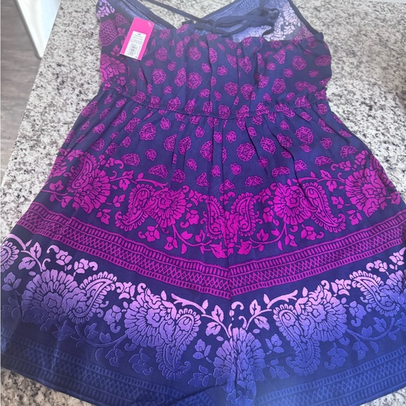 Romper - Picture 3 of 3